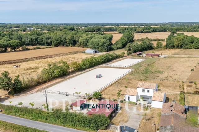 Pornic - bord de mer - 150m2 habitables - 4 ha terrain