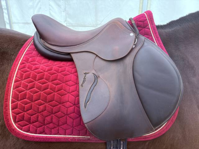 Selle Antares connexion 2023