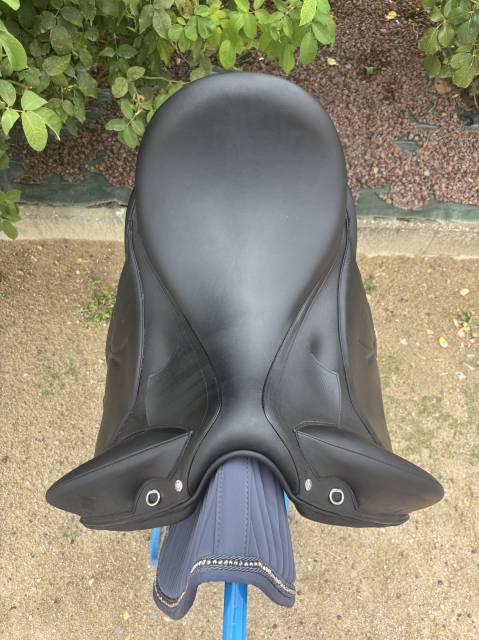 Selle de dressage Devoucoux Makila Lab 