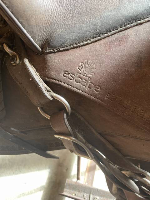 Selle randonn&eacute;e style western Fouganza Escape marron 