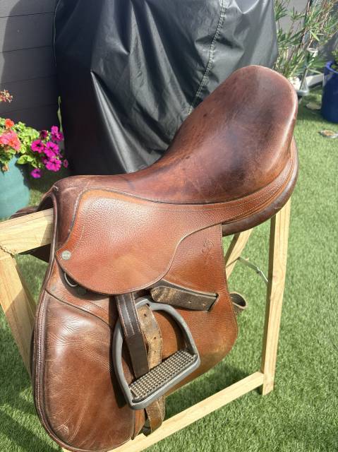 Selle Antar&egrave;s 17,5