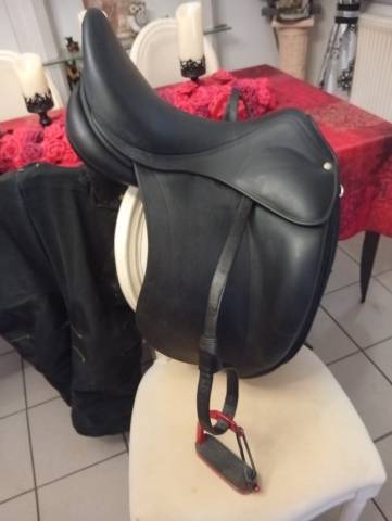 Selle dressage Child&eacute;ric 