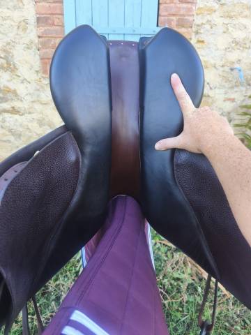 Selle forestier 16" &eacute;quip&eacute;e 