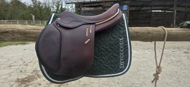 Selle devoucoux biarritz lab