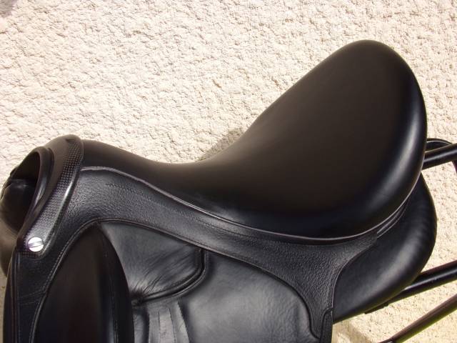 Selle Dressage Devoucoux Makila Harmonie 17'5