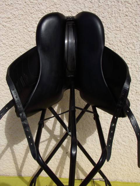 Selle Dressage Devoucoux Makila Harmonie 17'5