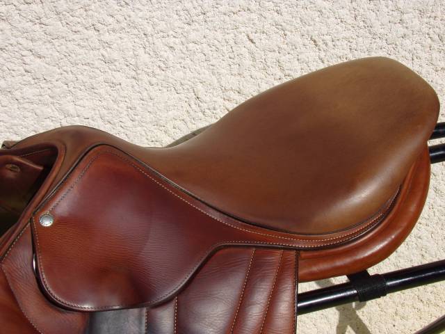 Selle Butet Doubl&eacute;e Veau 17'5