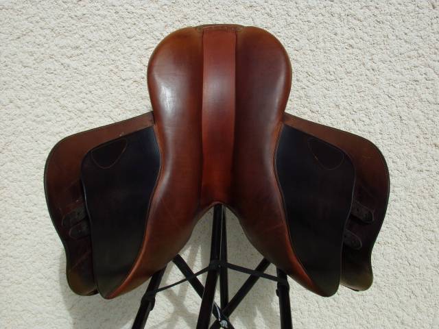 Selle Butet Doubl&eacute;e Veau 17'5