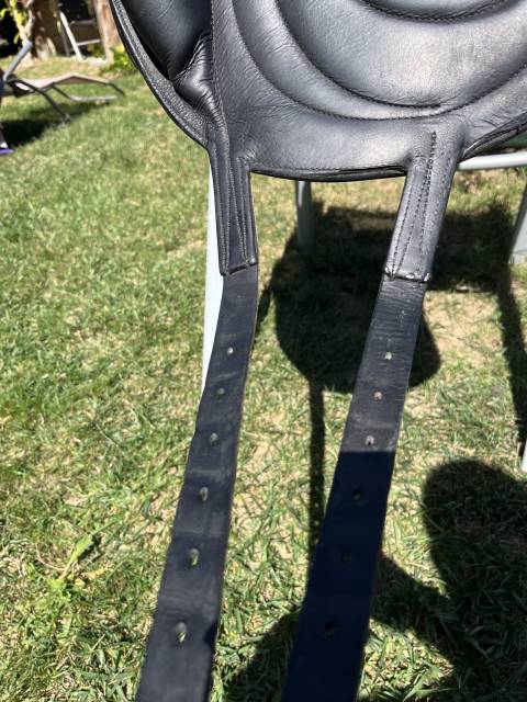 Selle Antares dressage mod&egrave;le cadence 