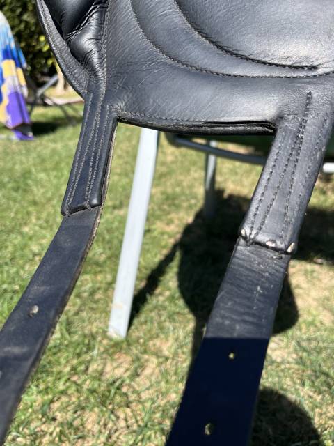 Selle Antares dressage mod&egrave;le cadence 