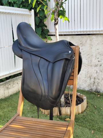 Selle de dressage - Antar&egrave;s concept - Excellent &eacute;tat 