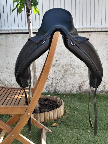 Selle de dressage - Antar&egrave;s concept - Excellent &eacute;tat 