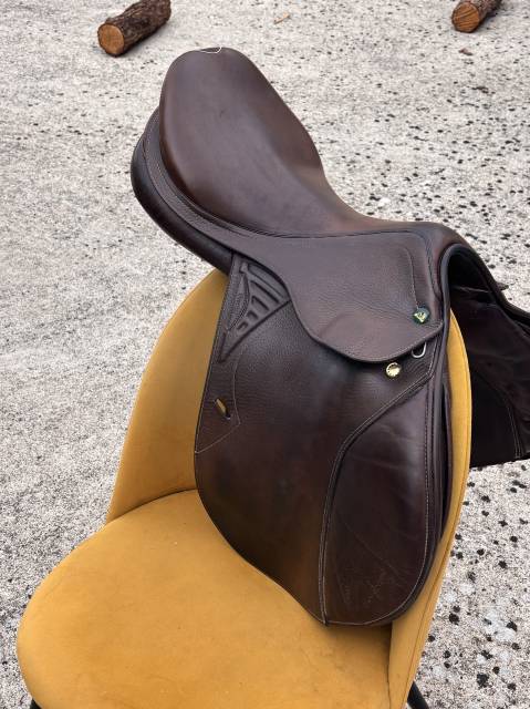 Selle CSO / Mixte Prestige Italia Versailles D &ndash; 18 pou