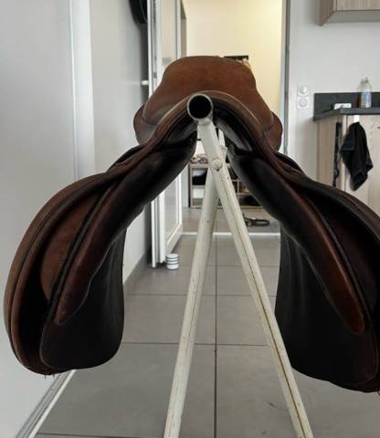 Selle d'obstacle/mixte &Eacute;ric Thomas Chantilly &mdash; 17,5"