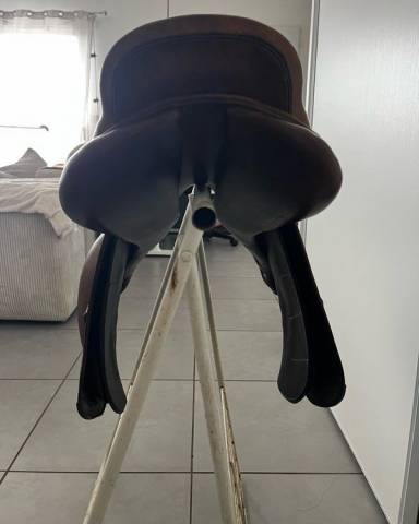 Selle d'obstacle/mixte &Eacute;ric Thomas Chantilly &mdash; 17,5"