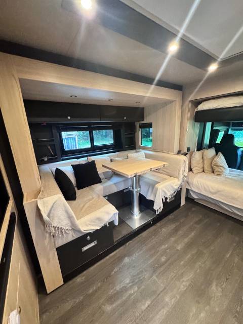 Camion stx full equipé