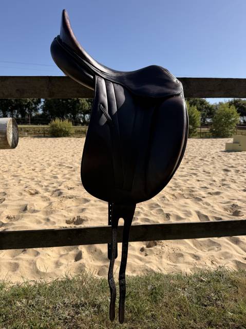 Selle de dressage Butet