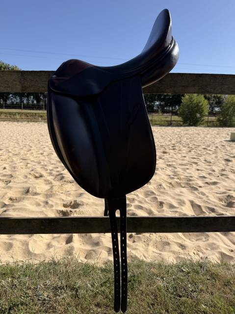 Selle de dressage Butet