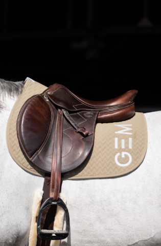 Tapis de selle TEN Latte mixte - GEM - Matelassage en V