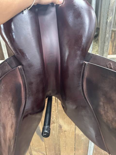 Selle CWD SE01 - 18 pouces - quartiers 3C - 2014