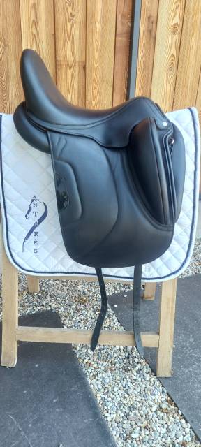 Selle dressage antares tempo neuve 2026