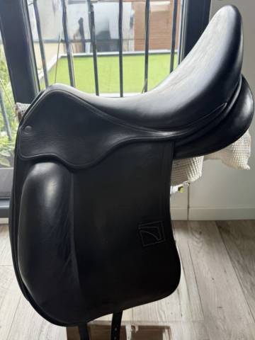 Selle childeric 17.5