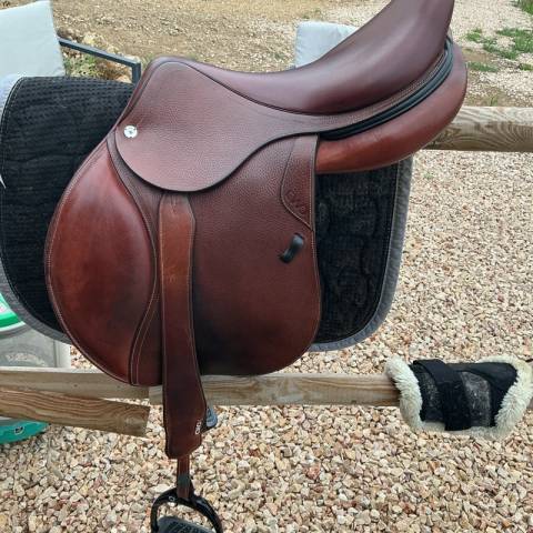 &Agrave; VENDRE &ndash; Selle CWD SE02 &ndash; 18" &ndash; 2021