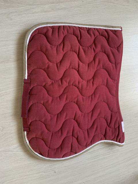 Tapis equith&egrave;me bordeaux 