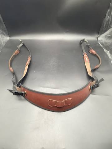 Collier d&rsquo;encolure Freejump avec poign&eacute;es &eacute;lastiques 