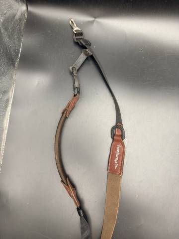 Collier d&rsquo;encolure Freejump avec poign&eacute;es &eacute;lastiques 