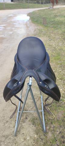 Selle dressage DEVOUCOUS MAKILA LAB E
