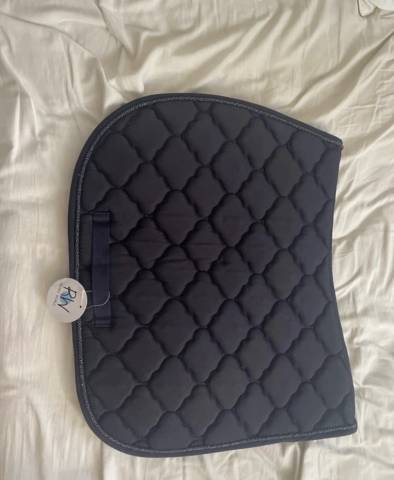 Tapis bleu marine 