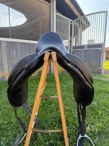 Selle de dressage MANTA