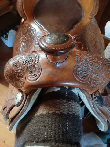 Vends selle d'&eacute;quitation western 