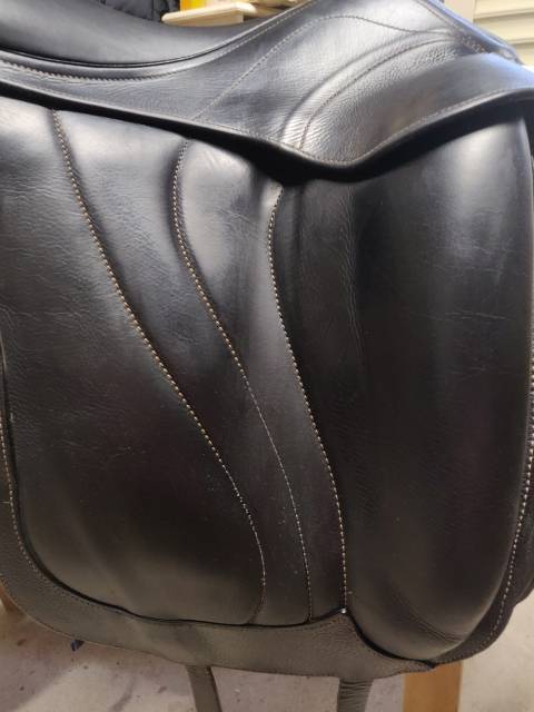 Selle de dressage Antar&egrave;s 17,5" 