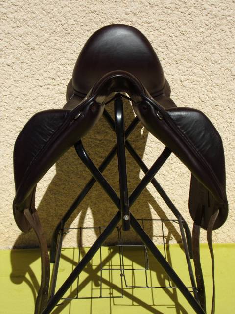 Selle dressage Childeric DPL 17'5
