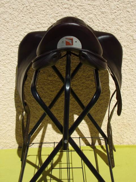 Selle dressage Childeric DPL 17'5