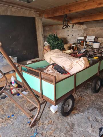 Remorque hippomobile taille shetland