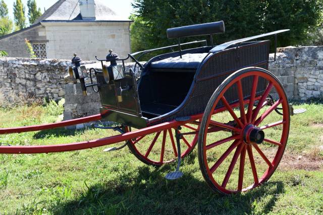 Dog-cart ancien 2 roues leconte – les ponts-de-cé – com