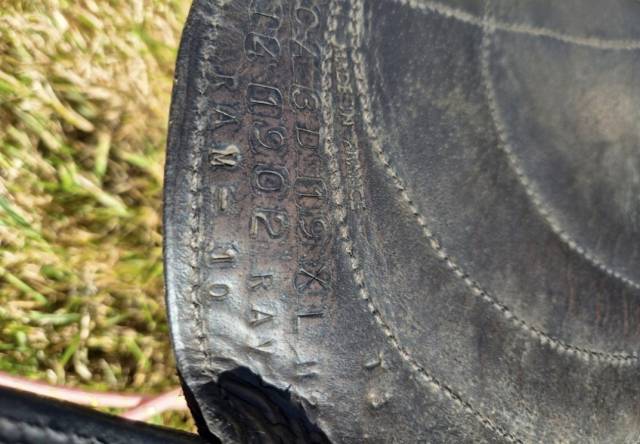 Selle de dressage Antares 18" - Excellent etat