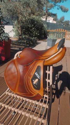 Selle 2gs cwd 16,5 pouces tabac