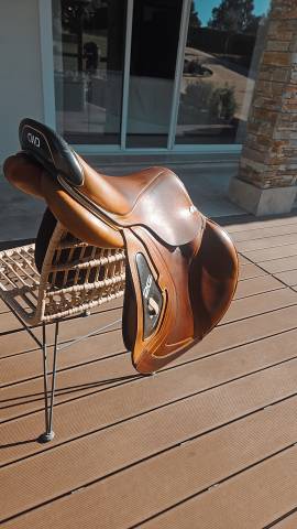 Selle 2GS CWD 16,5 pouces tabac 