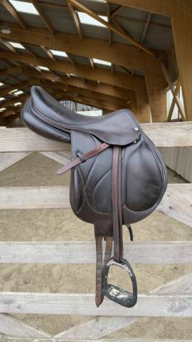 Selle DEVOUCOUX Chiberta O 17,5 pouces mixte cuir 