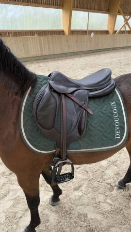 Selle DEVOUCOUX Chiberta O 17,5 pouces mixte cuir 
