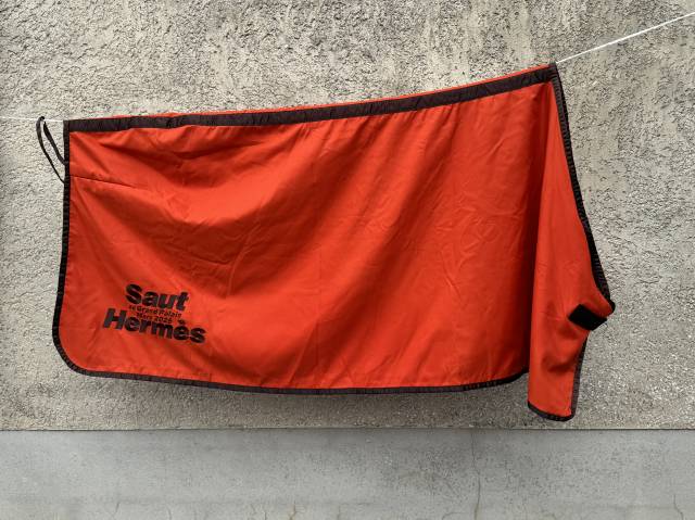 - RARE - Couverture / Chemise polaire Herm&egrave;s Saut Herm&egrave;