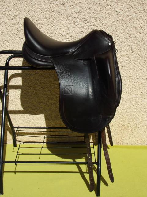 Selle Dressage Childeric DPL 17'5