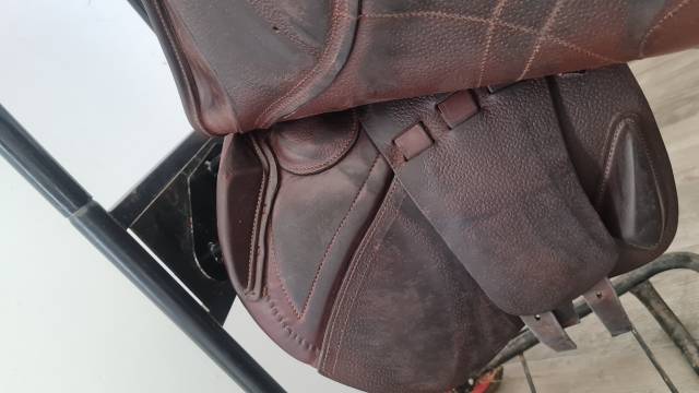 VENDS SELLE CWD 16"