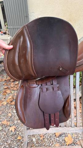 Selle Ronzon 17,5&rdquo; en cuir marron Obstacle / CSO