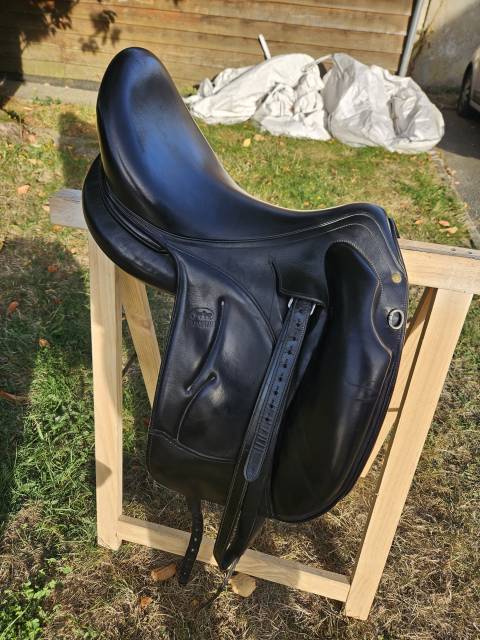 Selle dressage Devaucoux