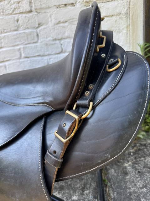 Selle de randonn&eacute;e cuir
